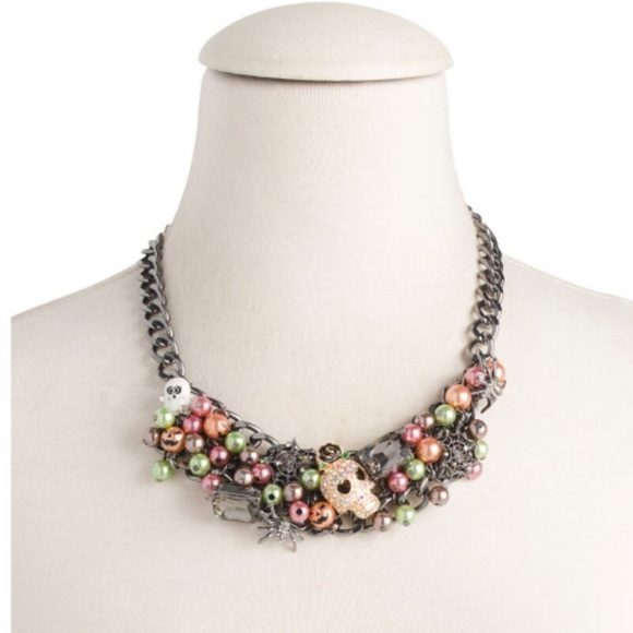 NWT Betsey Johnson Skull Ghost Halloween Statement Necklace - Picture 2 of 4